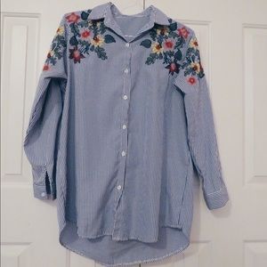 Stripped embroidered button down shirt!!